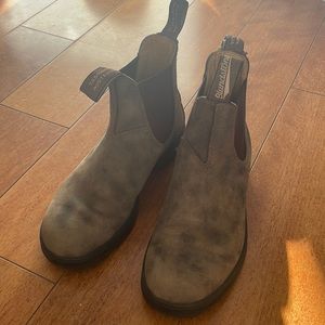 Brown Blundstone Size US 6 (Aus 3)